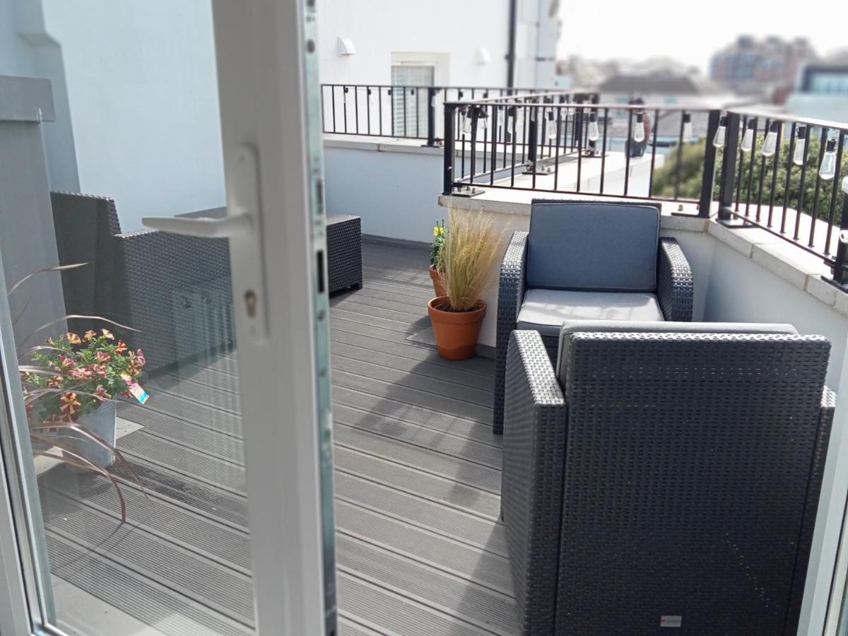Glorious Duplex Holiday Apartment By The Sea Богнор-Регис Экстерьер фото
